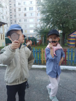 Сыщики спешат на помощь Сыщики спешат на помощь.