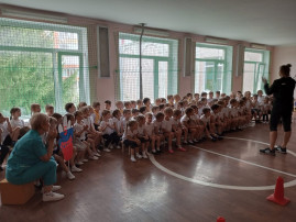 Быстрее, выше, сильнее! Быстрее, выше, сильнее!.